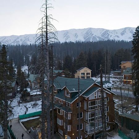 Hotel Pine Spring Gulmarg Extérieur photo