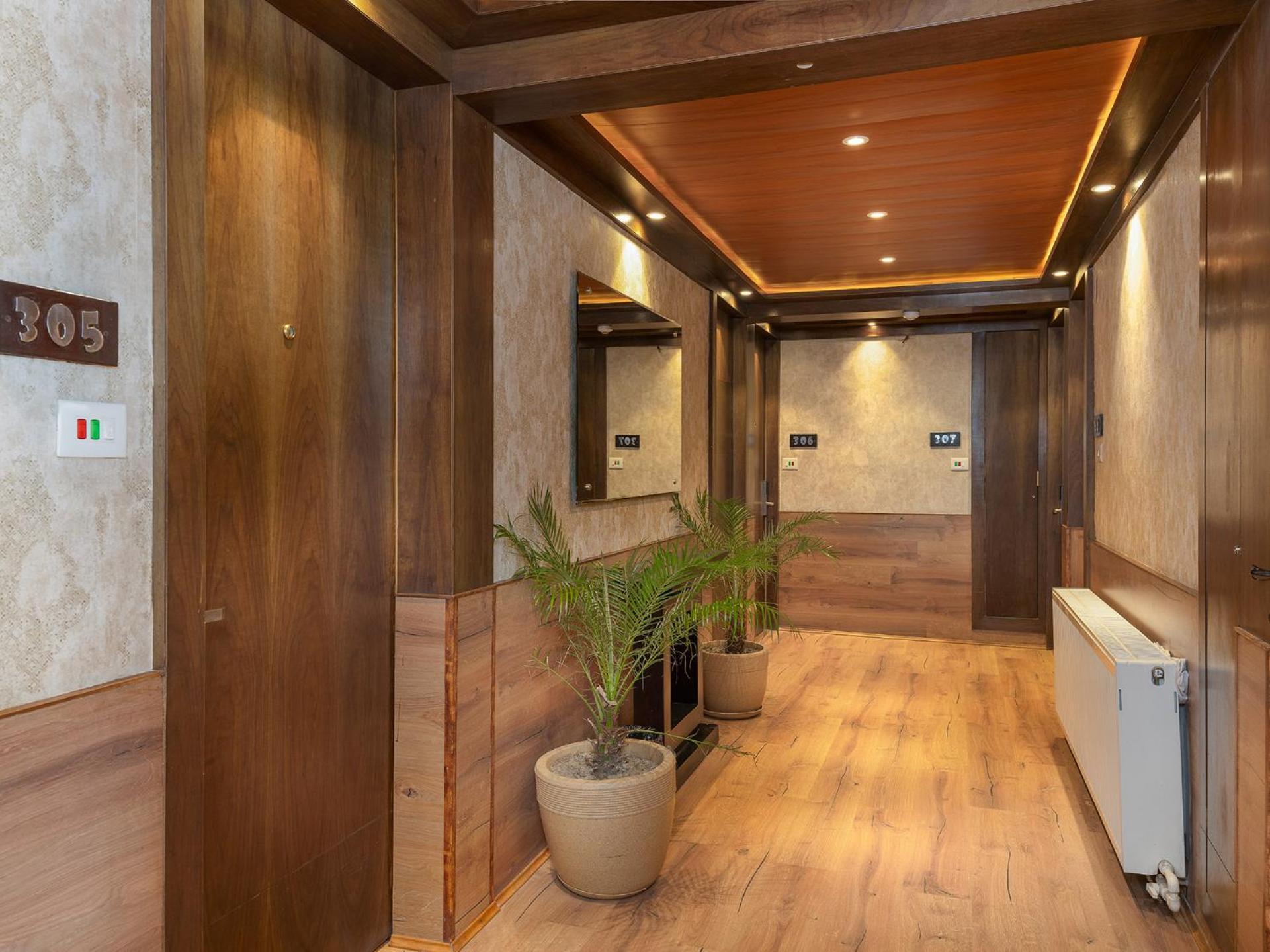Hotel Pine Spring Gulmarg Extérieur photo