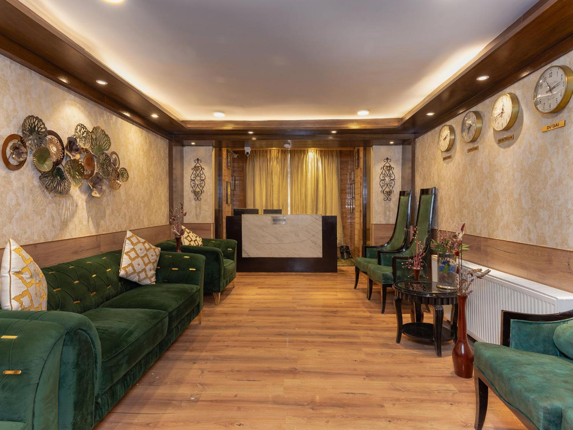 Hotel Pine Spring Gulmarg Extérieur photo